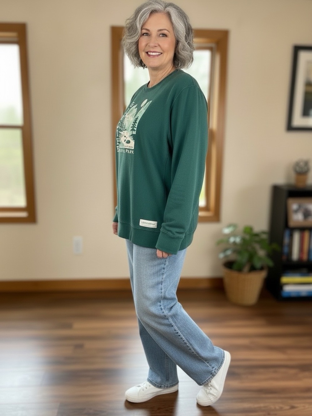Life Is Good Women’s Glacier National Park Teal-Green Crewneck Sweatshirt